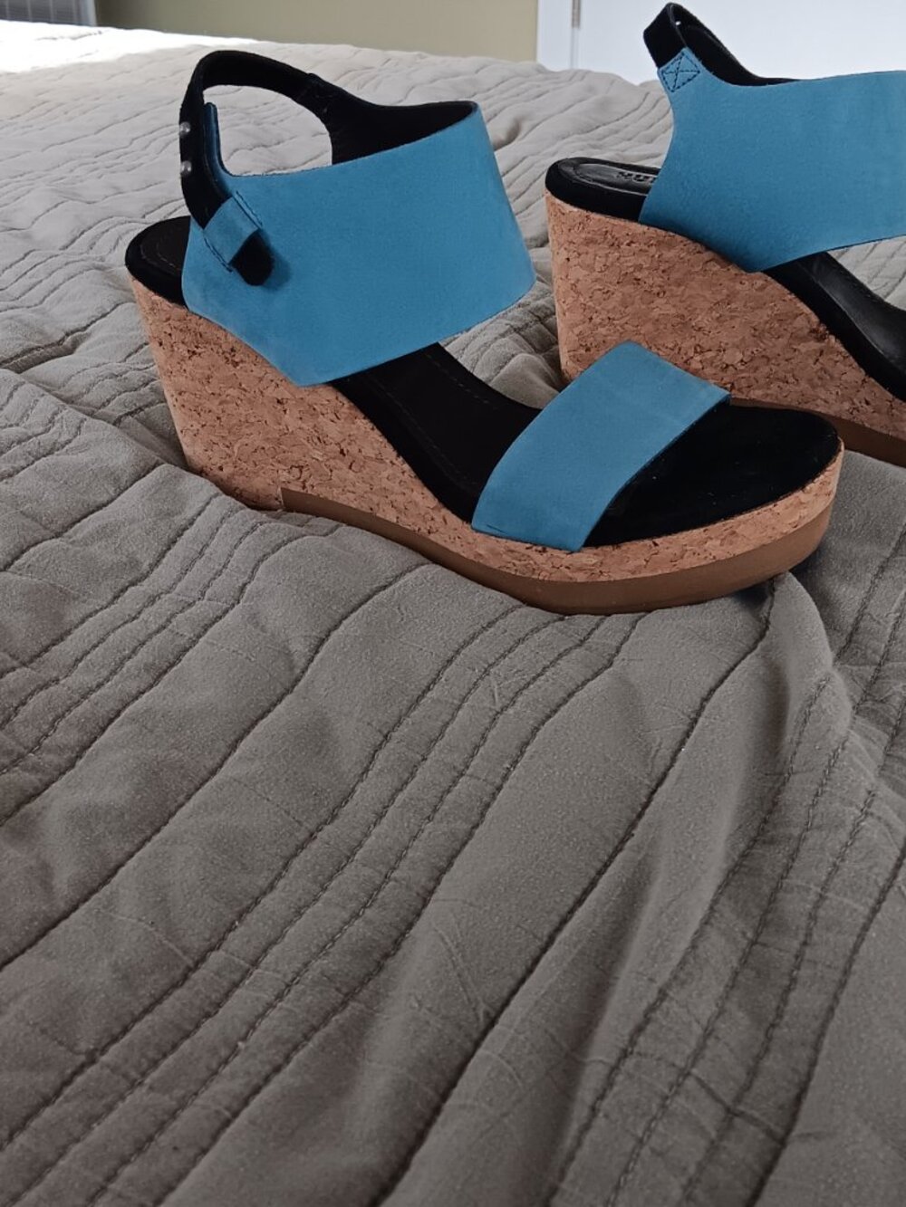Humanoid Sandals - Picture 6 of 6